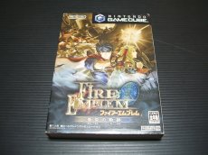 画像1: ファイアーエムブレム 蒼炎の軌跡　 箱説有　GCゲームキューブ 　管理5h1 (1)