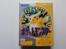 画像1: ポケットモンスターピカチュウ　箱説有　GBゲームボーイ　管理8m2 (1)